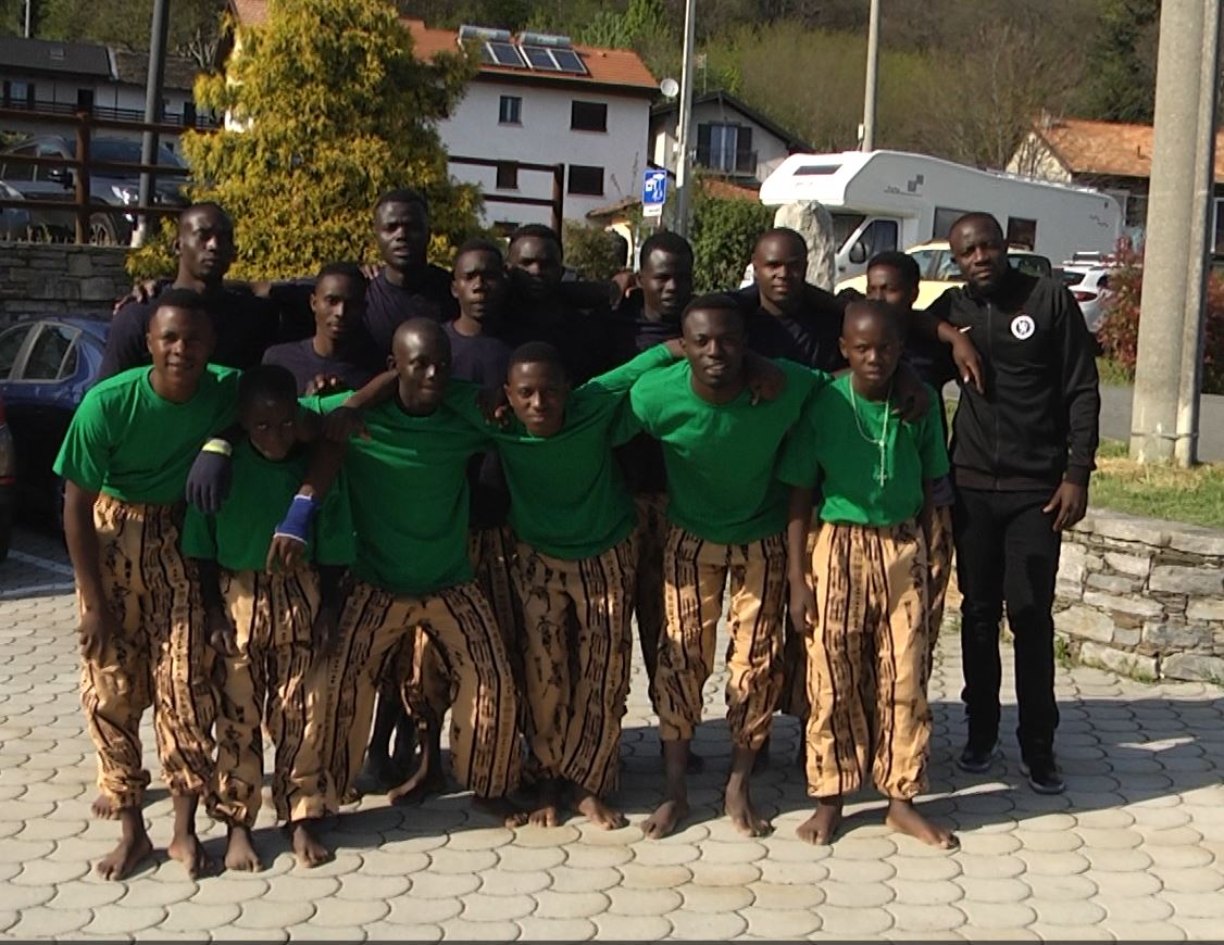 Upside Down porta nel Vco i colori e le tradizioni dello Zambia