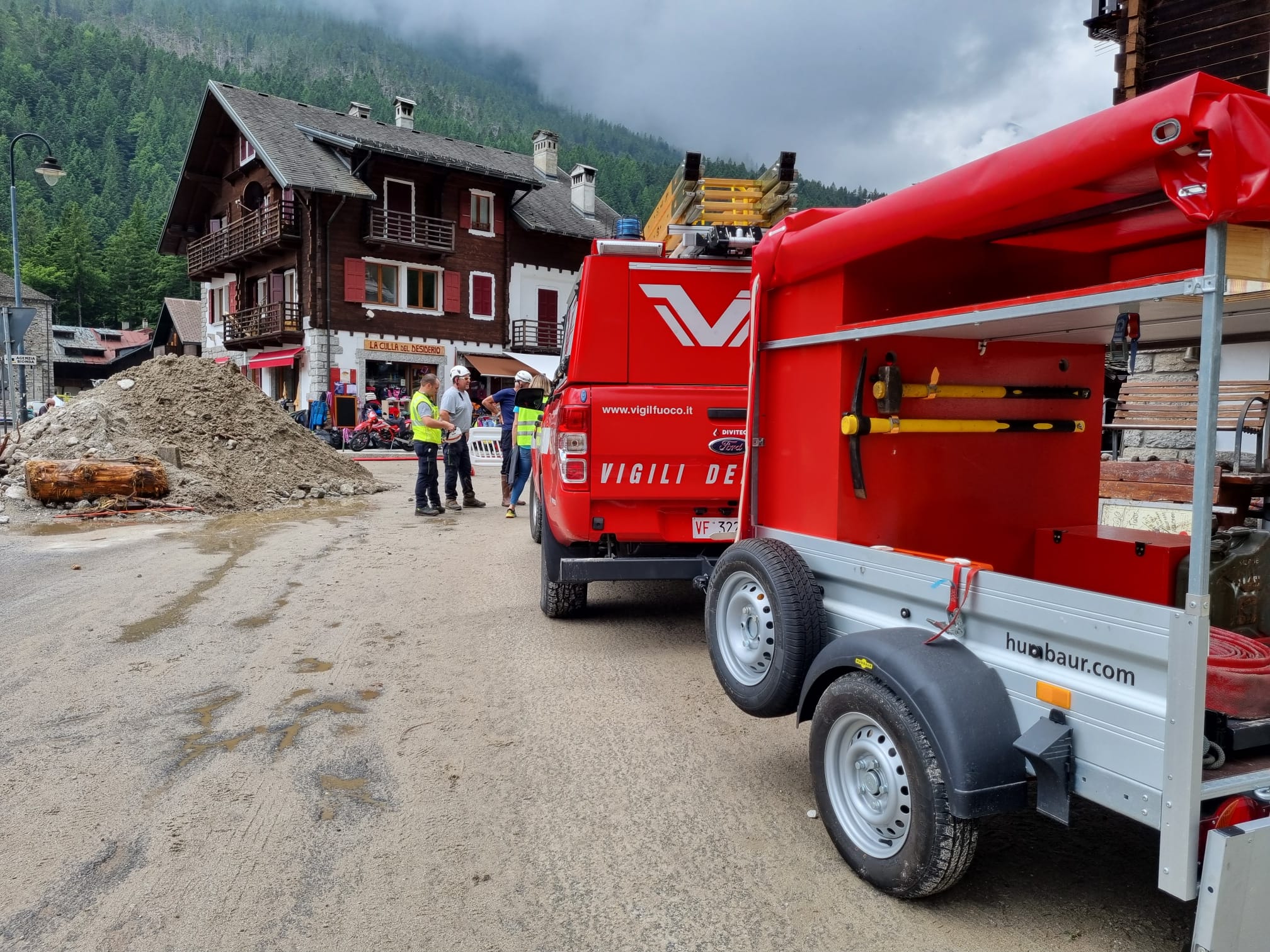 Macugnaga, le testimonianze di Protezione civile e Croce Rossa dai luoghi dell'alluvione