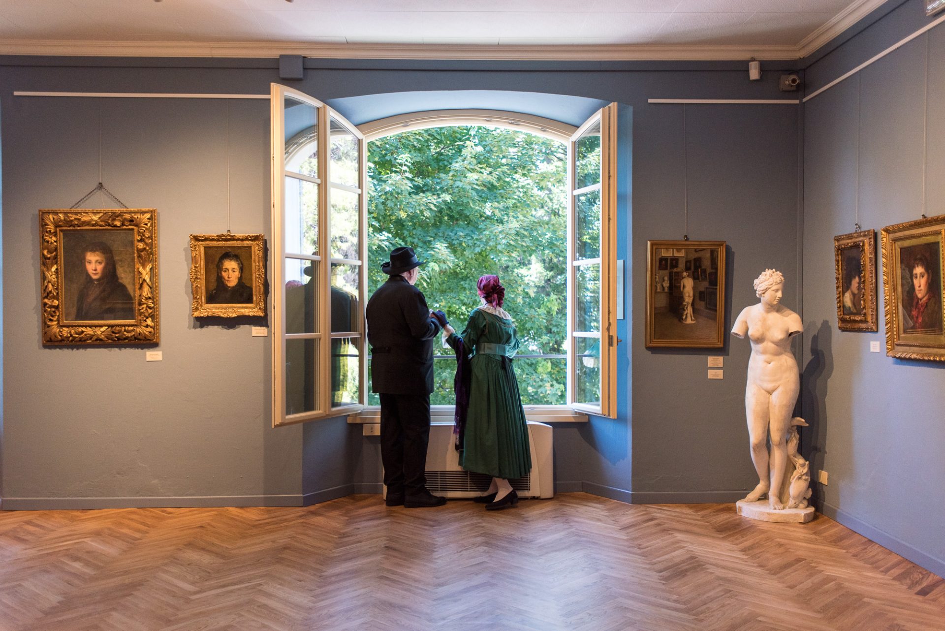 La Scuola di Belle Arti “Rossetti Valentini” apre la stagione estiva. Sabato inaugurazione della mostra di Rastellini