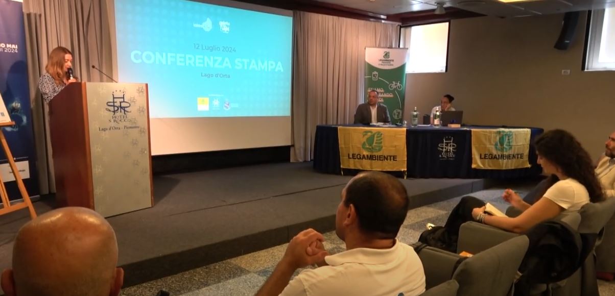 Goletta dei laghi, la presentazione dello stato di salute dei nostri specchi d'acqua a Orta San Giulio