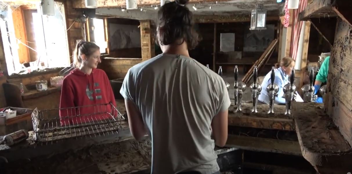 Festa Anni '80 al Trocadero di Domodossola per il Senner Pub, storico locale di Macugnaga. Appuntamento sabato 20 luglio