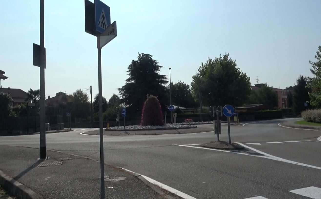 Arona, intitolata ad Amadeo Giannini la rotonda tra Via San Luigi e Via Piave