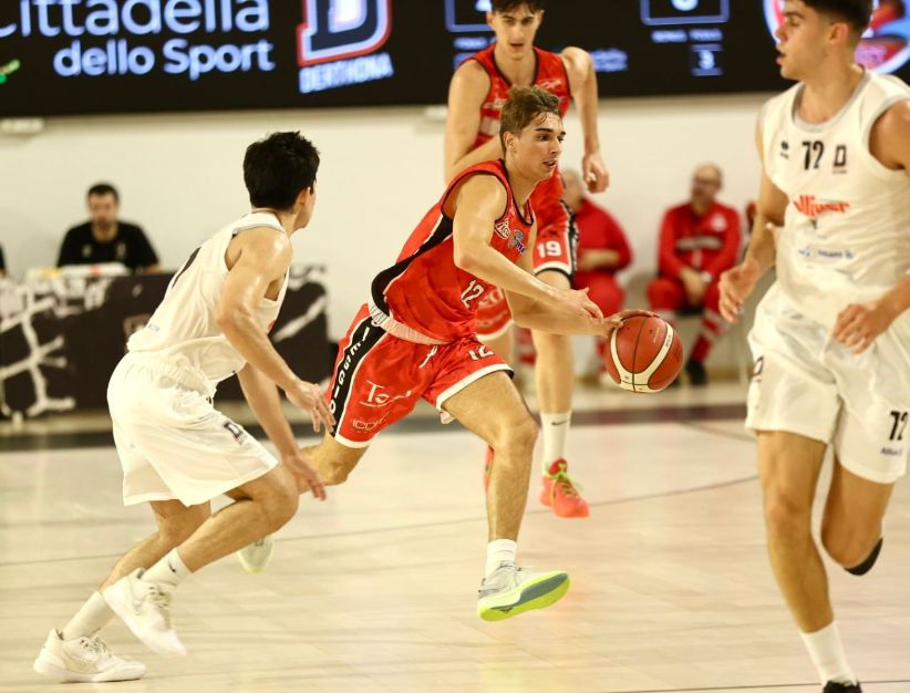 Oleggio batte anche Tortona