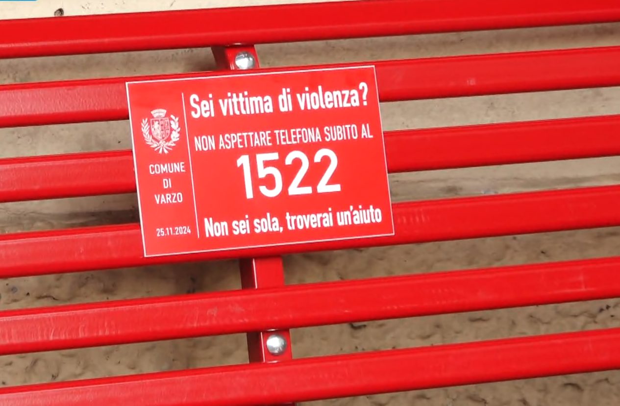 La giornata contro la violenza sulle donne a Extra
