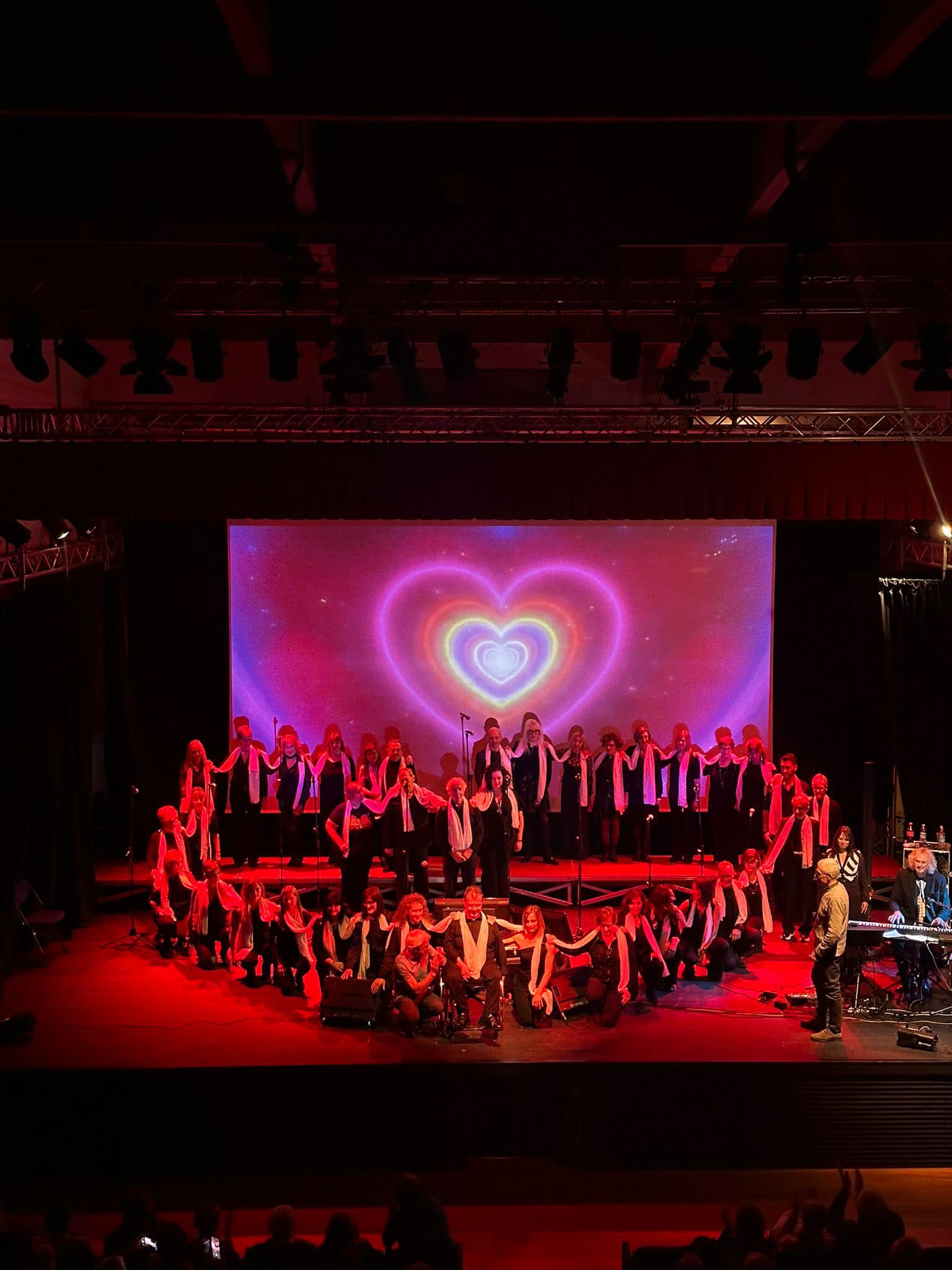 3.665 euro alla Fondazione Comunità Attiva per il Progetto Madagascar, spettacolo benefico a Cannobio