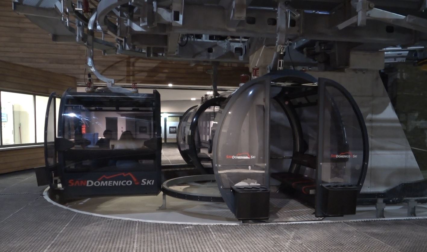 San Domenico Ski, inaugurata nuova cabinovia ma piste chiuse