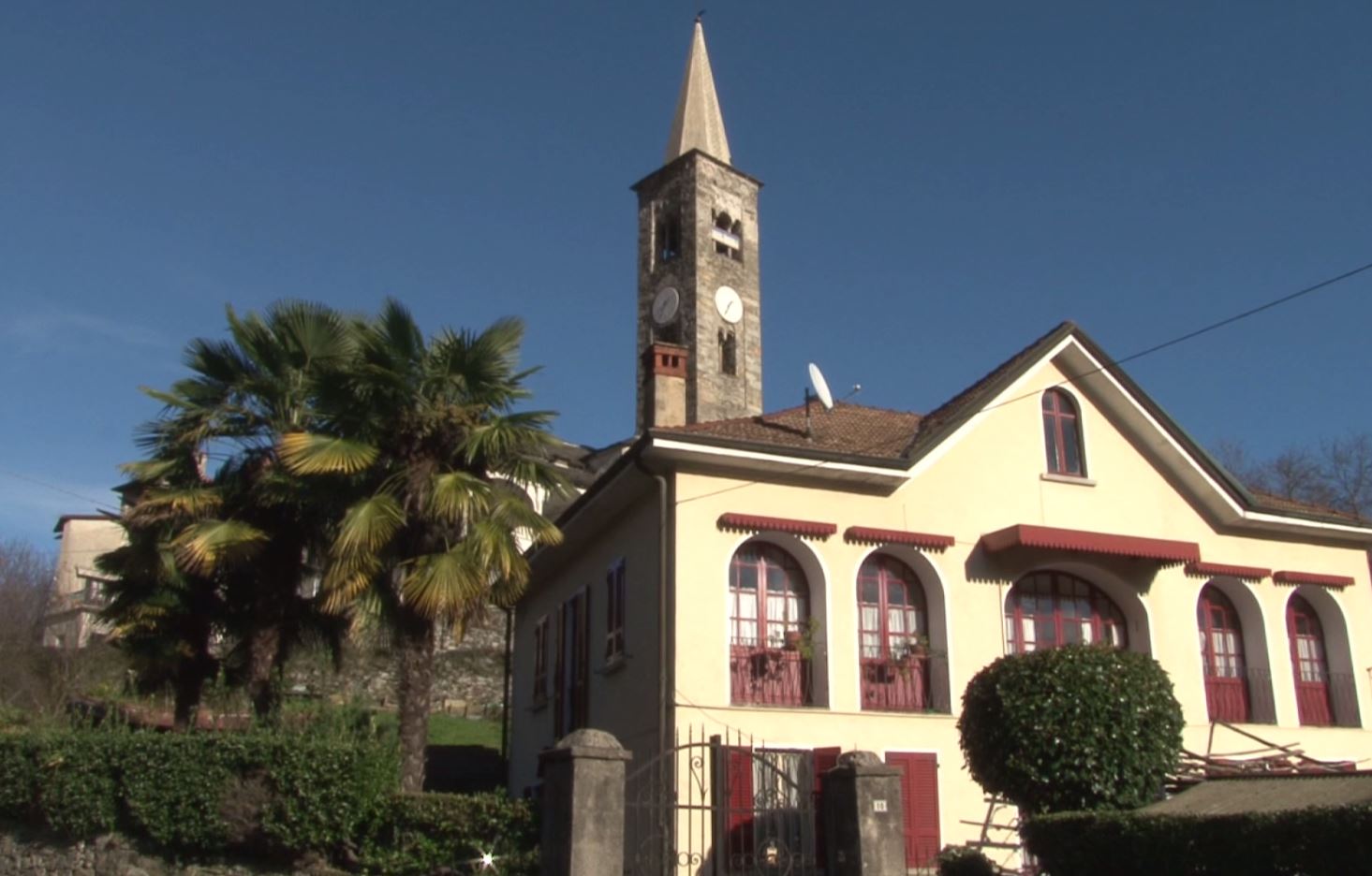 Cesara per il 35esimo anno ha deciso di illuminare il Natale con i lumini