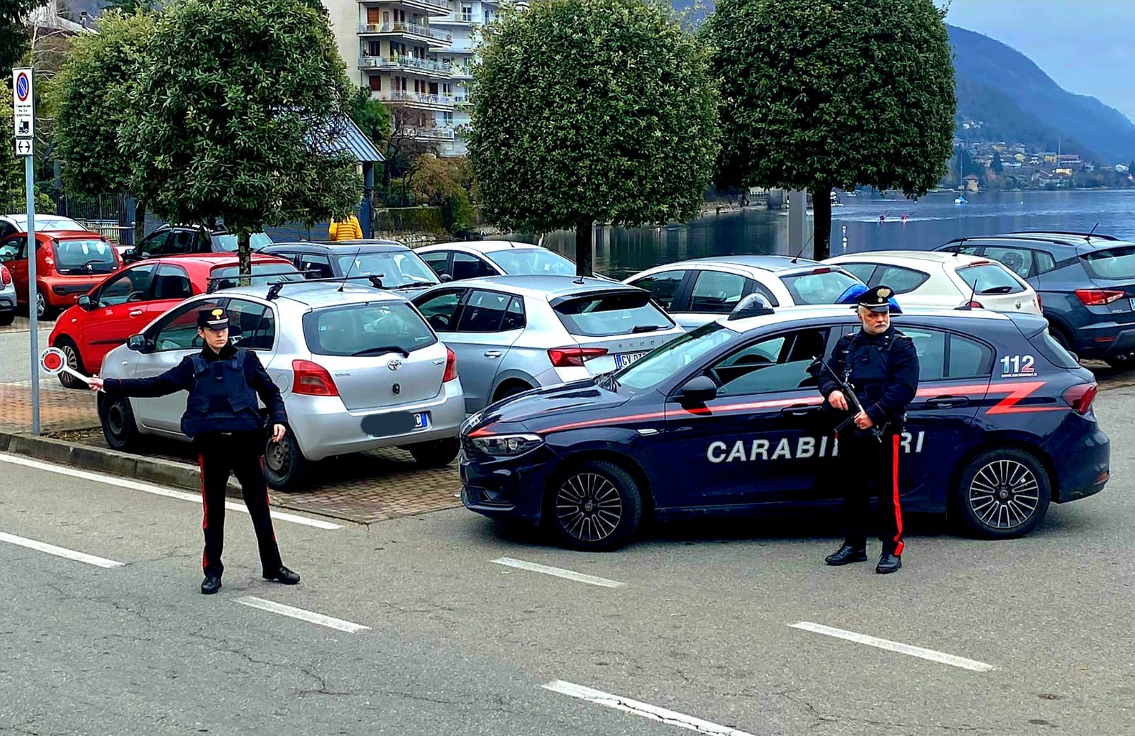 Omegna, controlli dei Carabinieri contro vandalismi e movida molesta