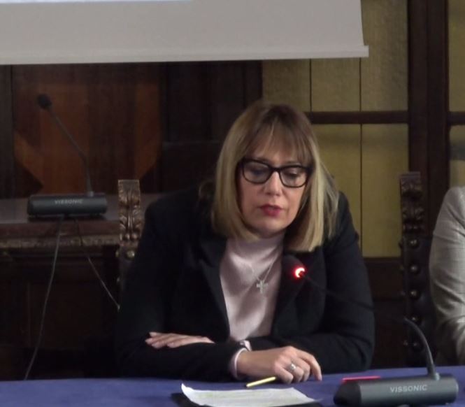 Arona, anche nel 2025 investimenti importanti per la scuola