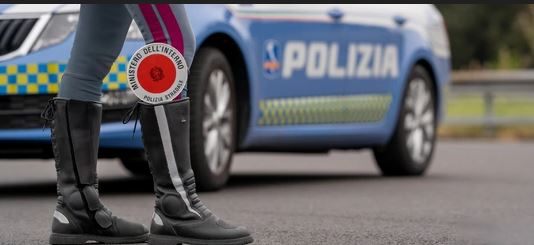 Arresto per detenzione di droga ai fini di spaccio a Invorio da parte della Polizia di Stato
