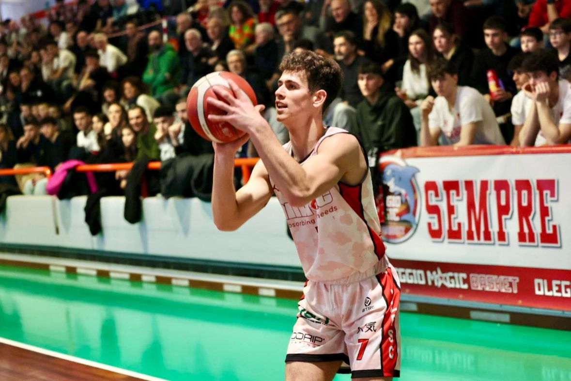 Oleggio in volata con Lucca festeggia