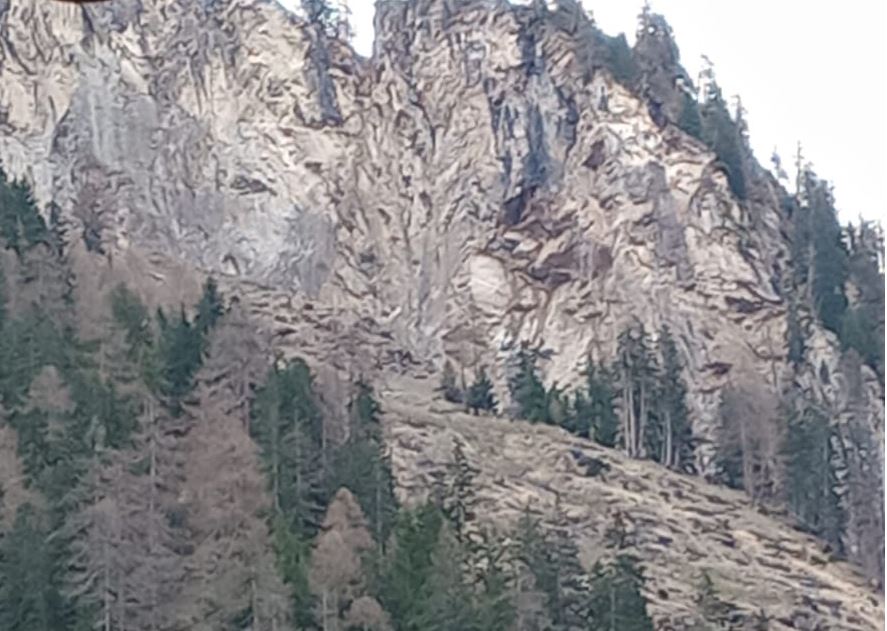 Smottamento a Formazza, sassi lungo il versante franato nel 2019