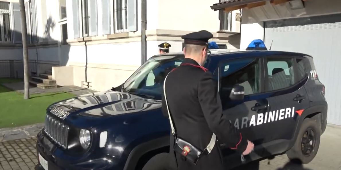 Cannobio. L’uomo arrestato dai Carabinieri per aver rubato 2 mila franchi  ad una turista aveva già colpito