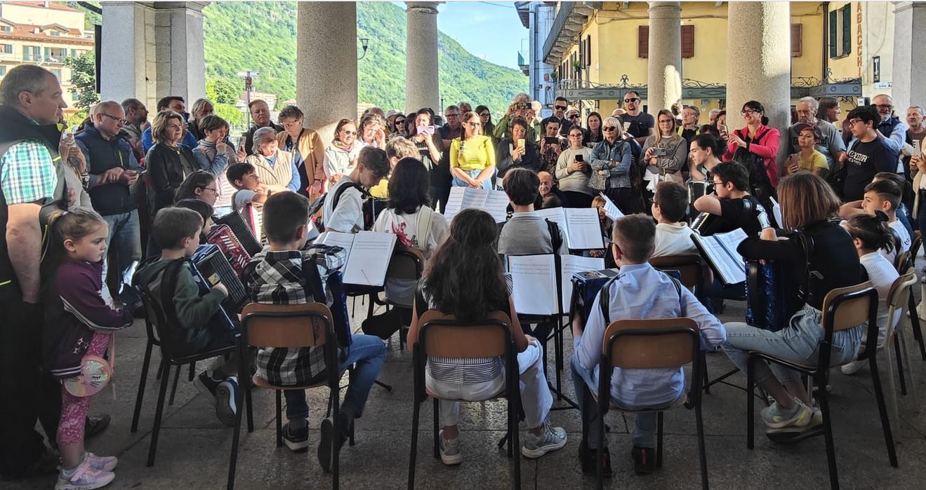 Successo di spettatori per "Omegna in Musica"