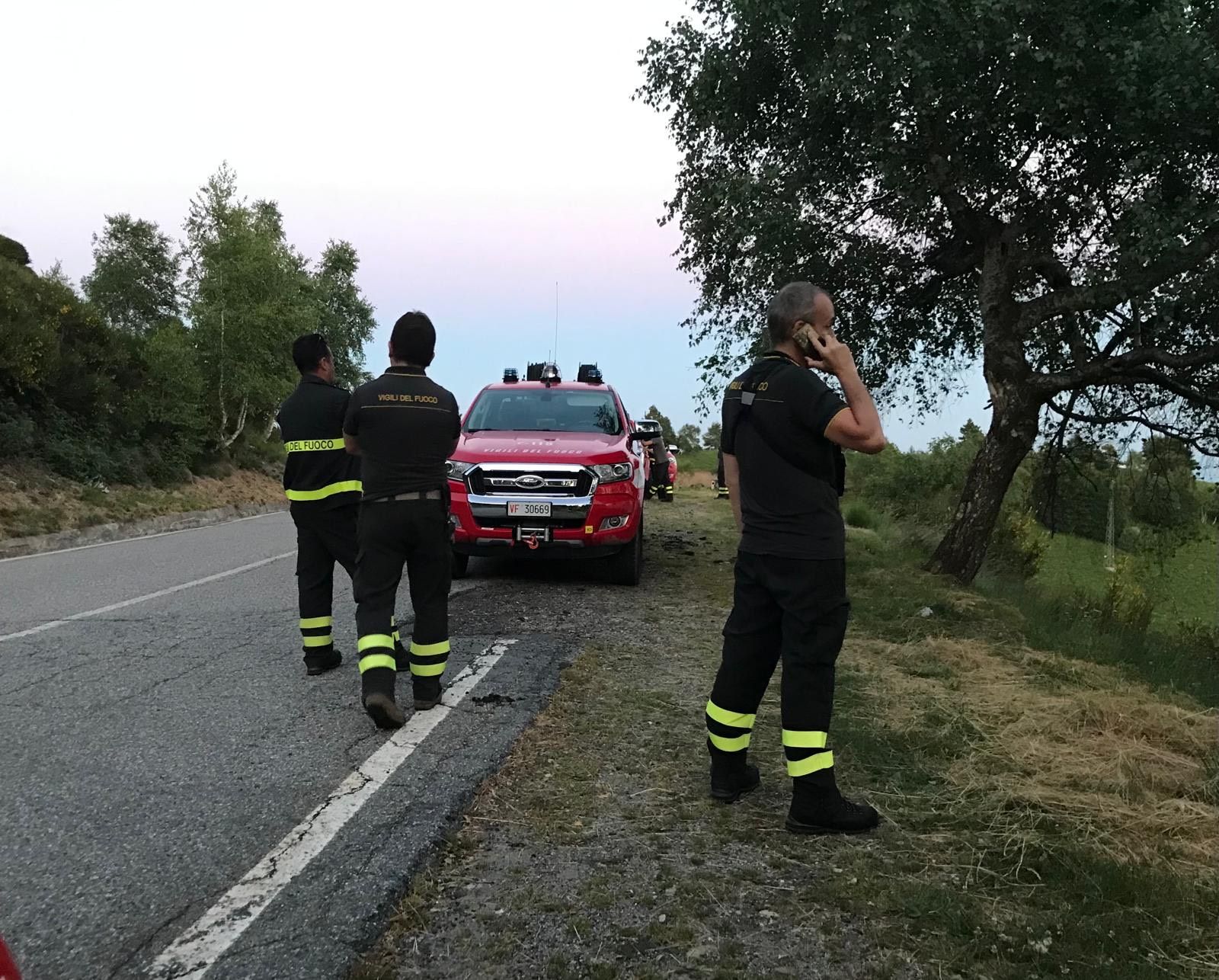Incendio nella zona dell'Alpe Vermenasca