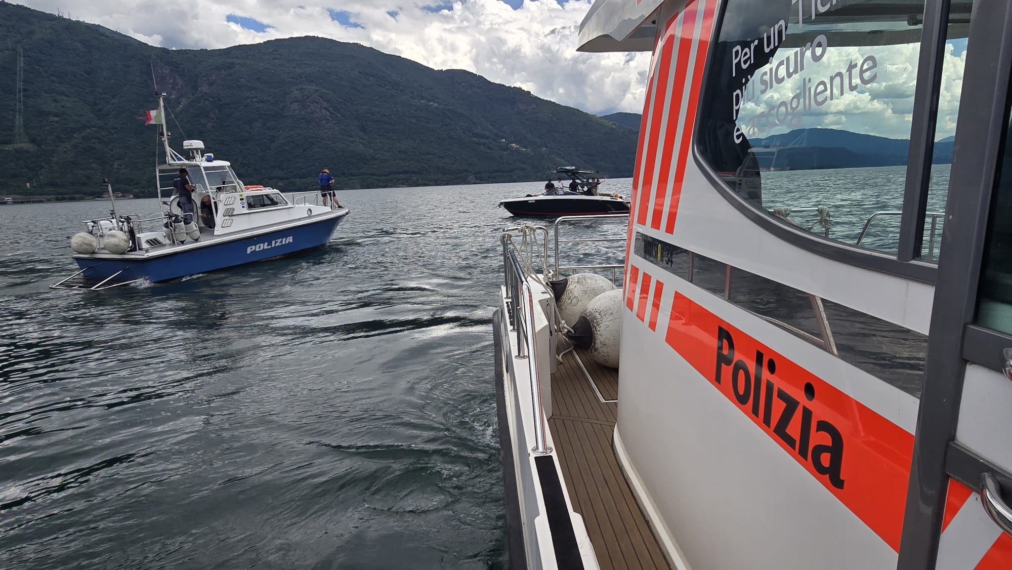 Controlli congiunti tra Polizia di Stato e Polizia Cantonale sul lago Maggiore