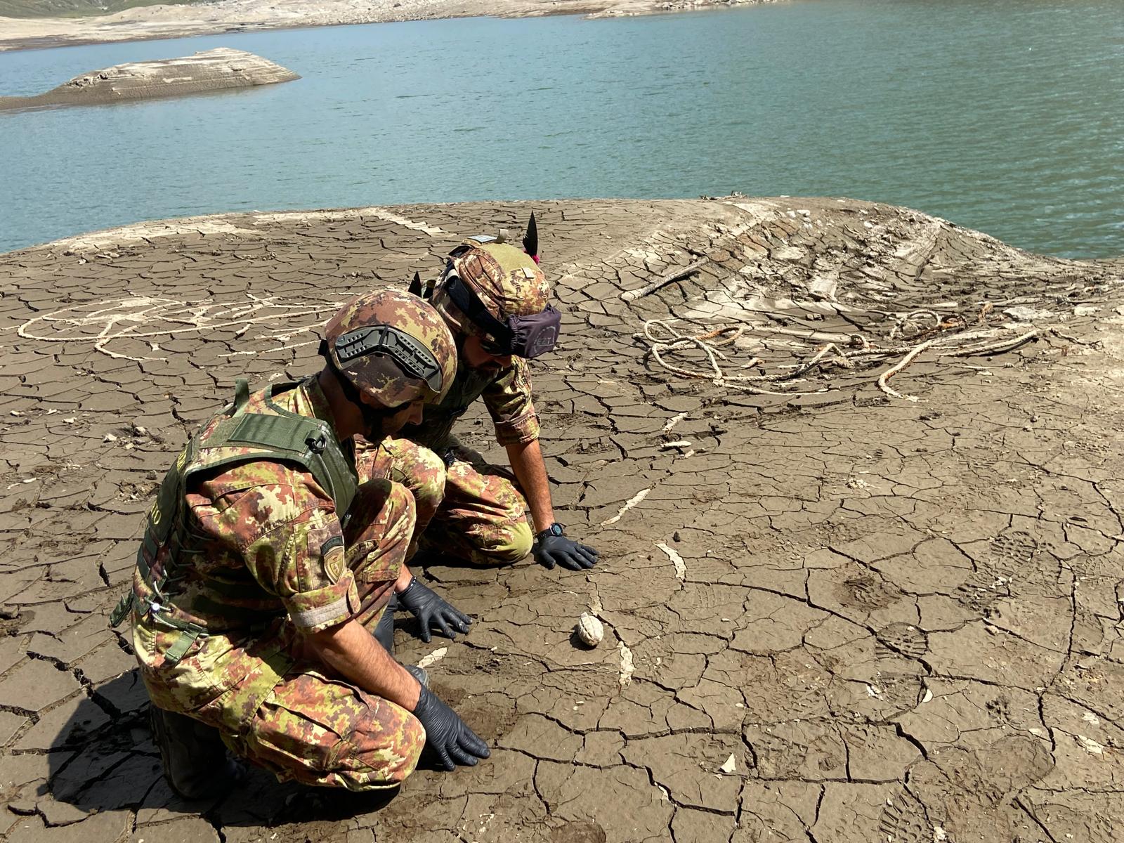 Gli artificieri del Genio Guastatori dell'Esercito hanno neutralizzato un ordigno sul lago Toggia