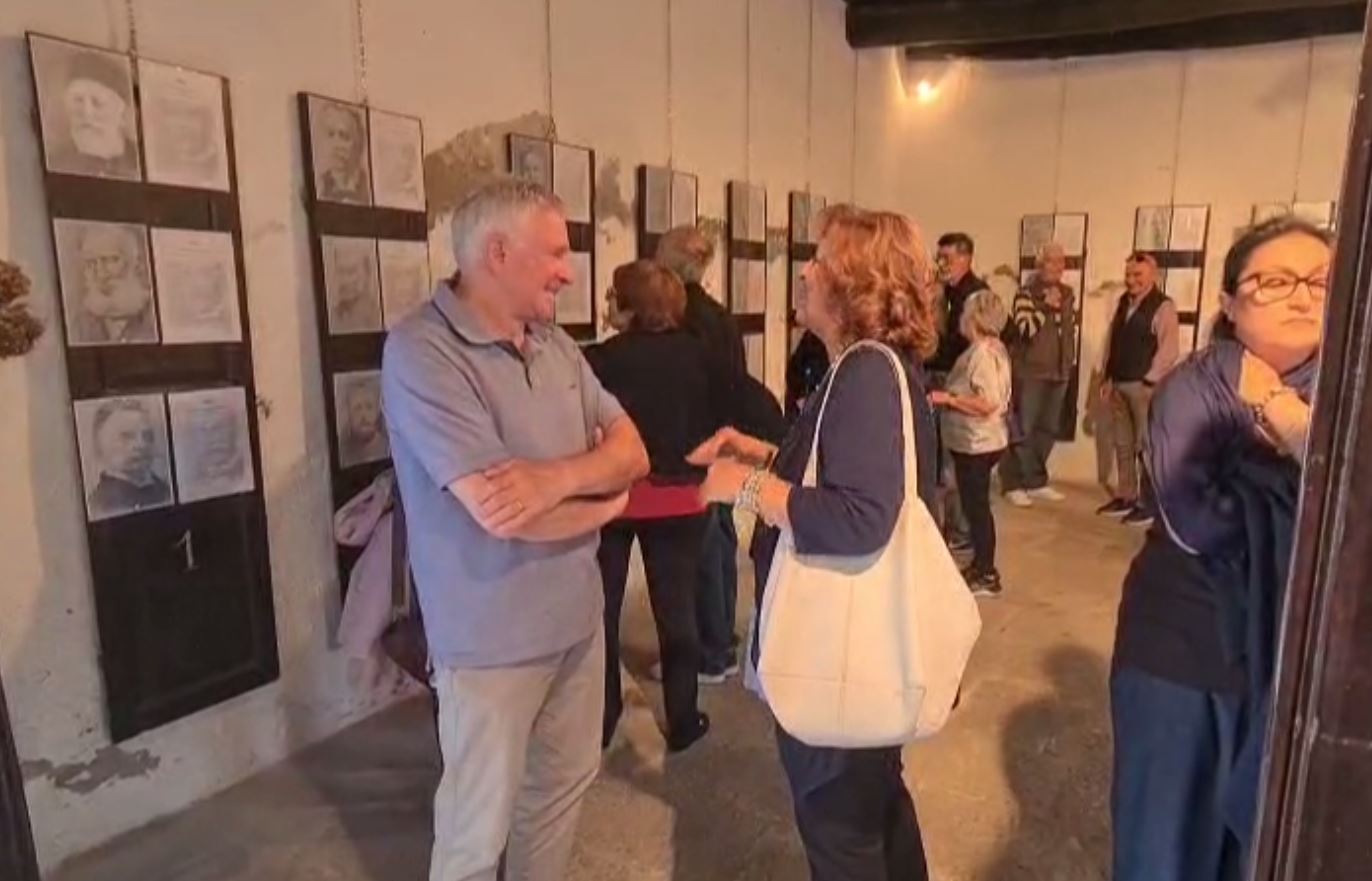 Casa Badanelli Donati ad Armeno ospita una mostra inno alla Pace