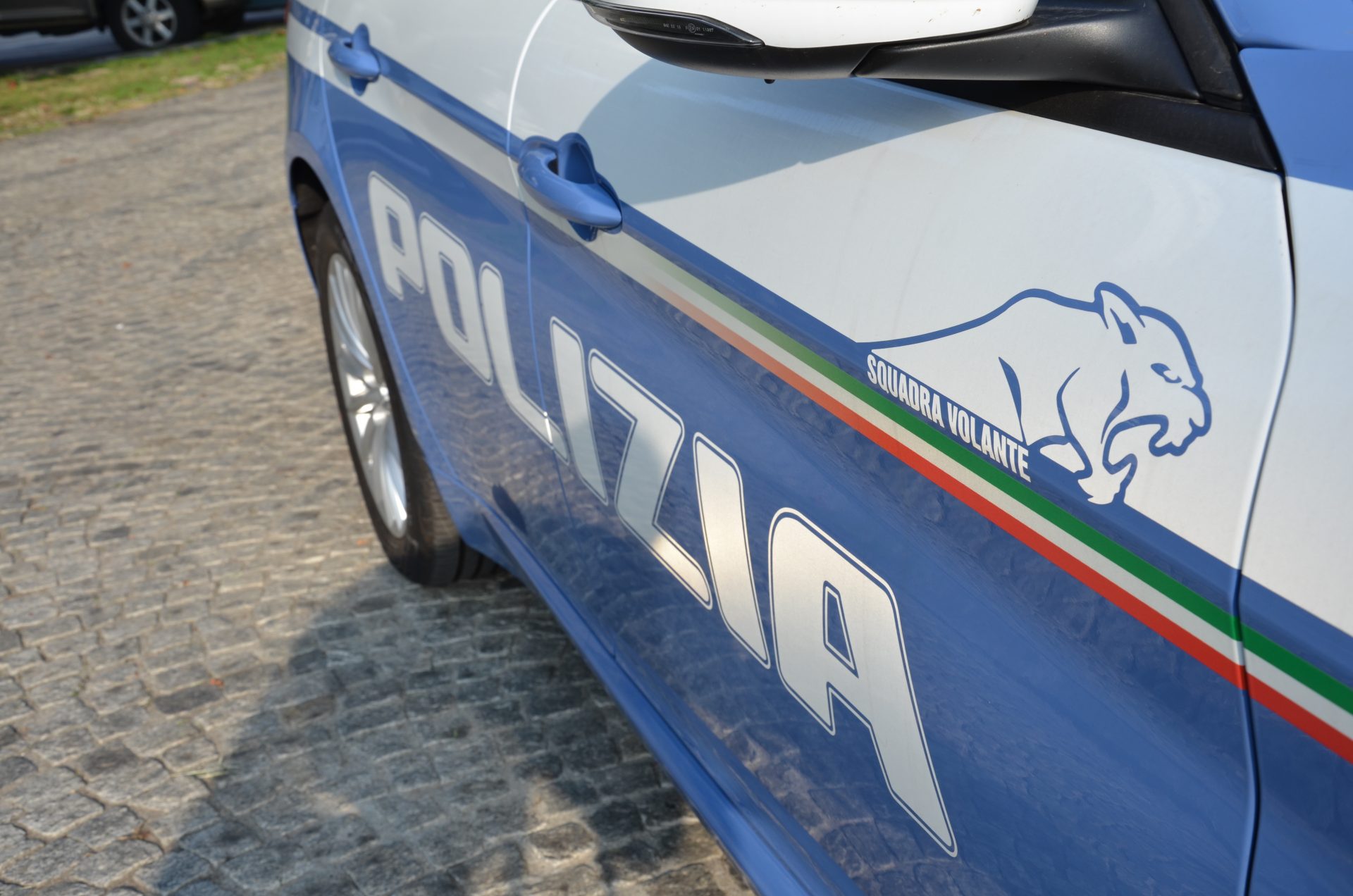 Grazie alla segnalazione di una cittadina verbanese, la Polizia ha arrestato un ricercato