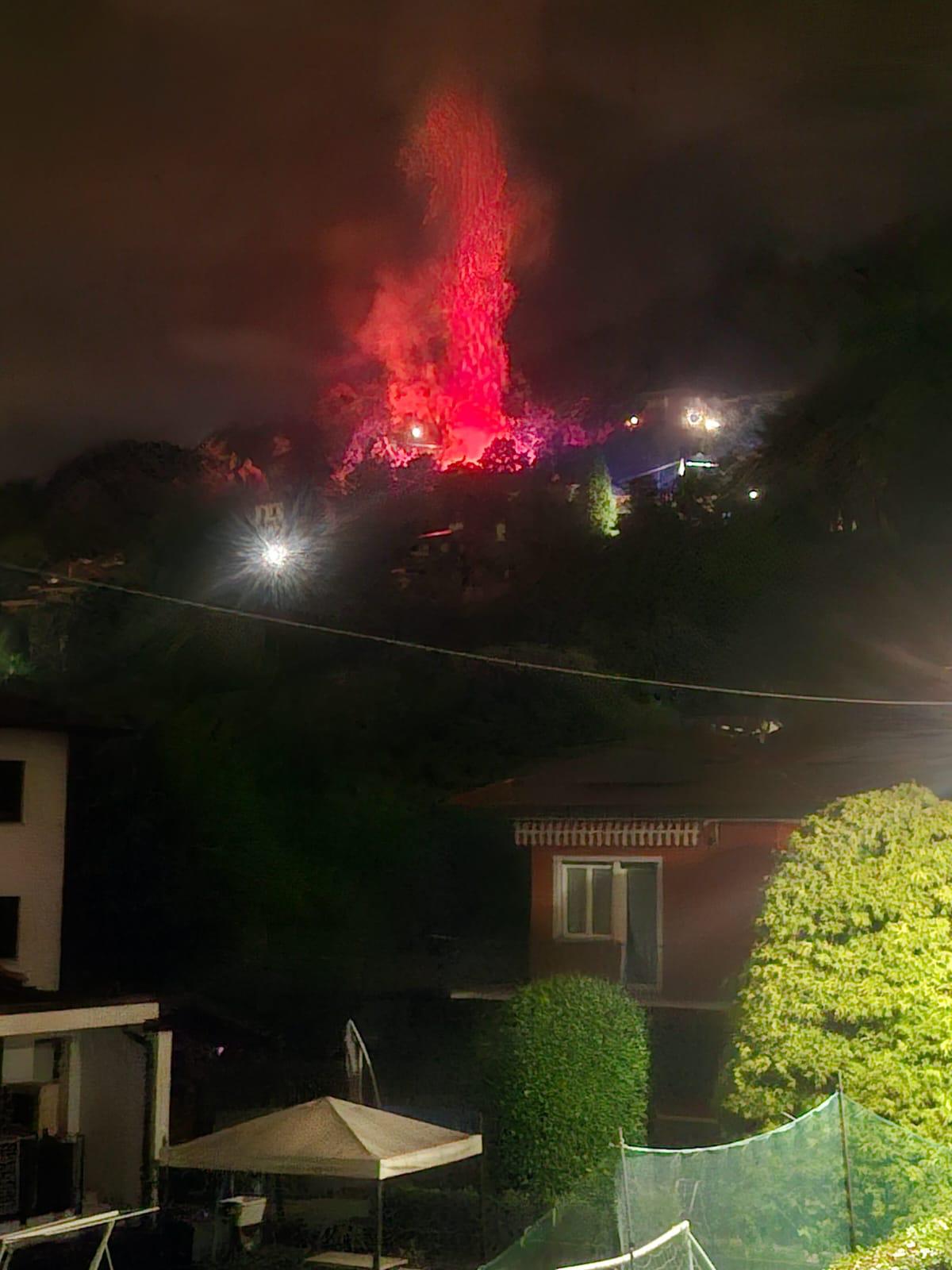 Incendio in una casa la scorsa notte nella zona del Monte Rosso, ingenti i danni