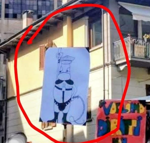 Arriva al Parlamento Europeo la polemica per un cartello esposto al corteo del Vco Pride di Omegna