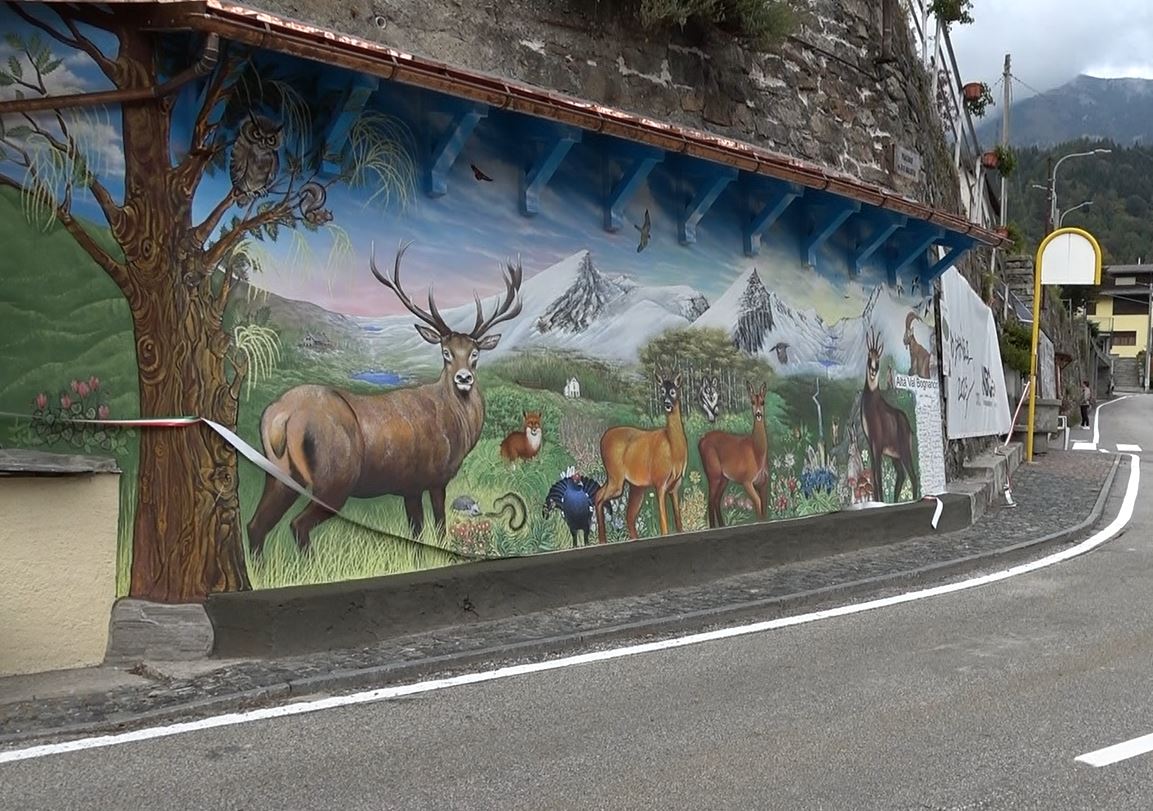 Inaugurato nel fine settimana a Bognanco il murale dell’artista di fama internazionale Guido Daniele