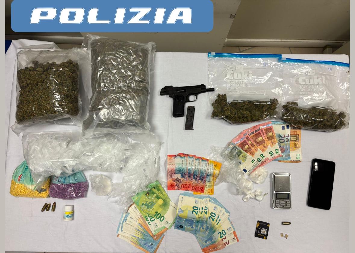 Domodossola. La Polizia arresta tre ventenni, detenevano armi e droga