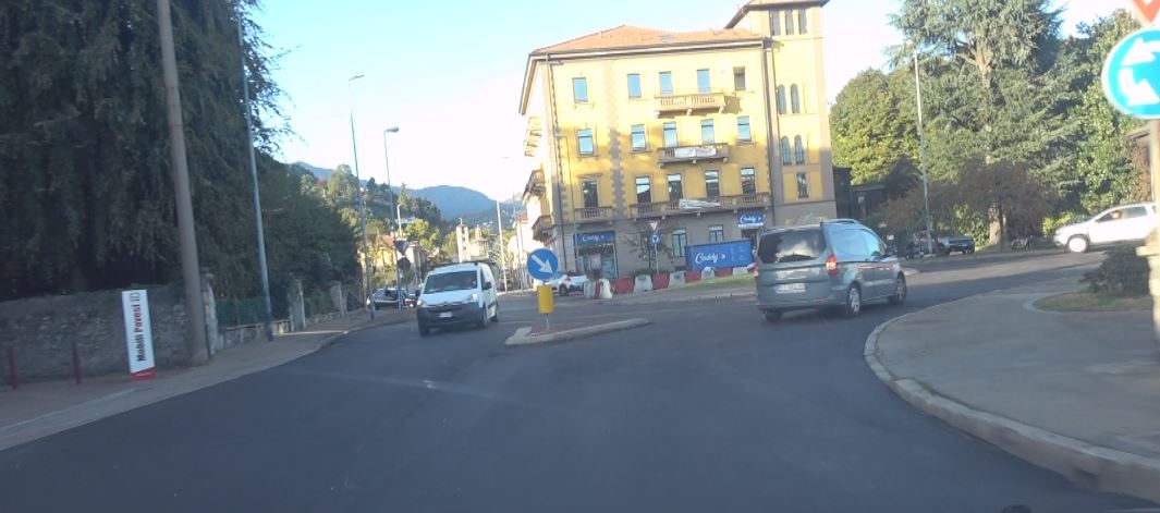 Verbania, in corso i lavori di asfaltatura in notturna per 650 mila euro