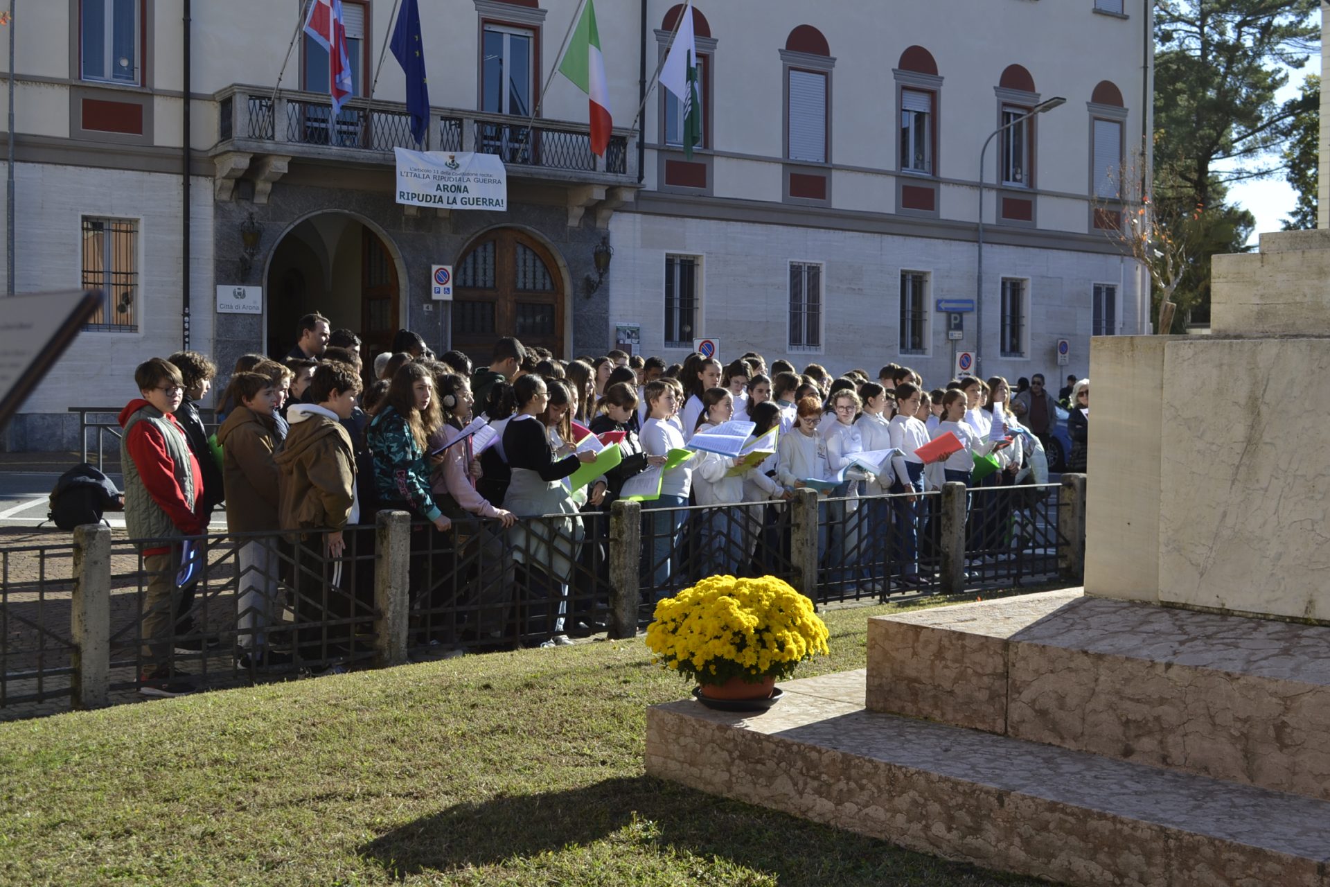 Le celebrazioni del 4 novembre ad Arona con 150 studenti