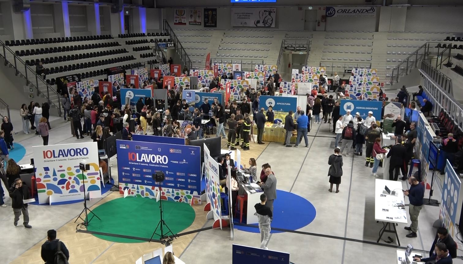Al Palasport di Gravellona Toce "Io Lavoro", il più grande evento dedicato al lavoro in Piemonte