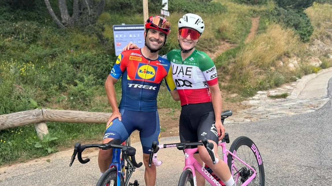 Elisa e Jacopo a Cuneo per raccontare il ‘mestiere del ciclista’
