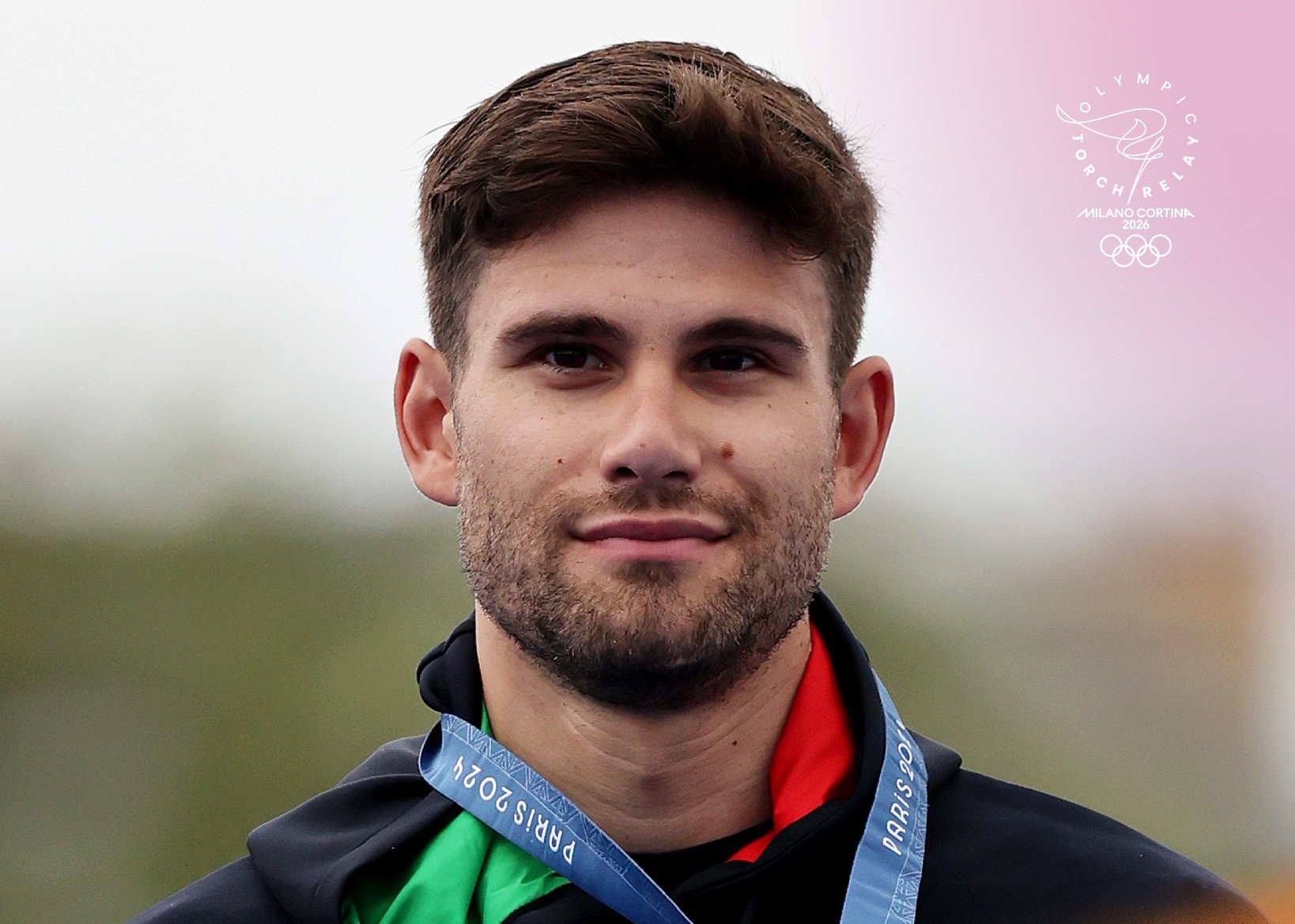 Filippo Ganna tedoforo per i Giochi di Milano-Cortina 2026