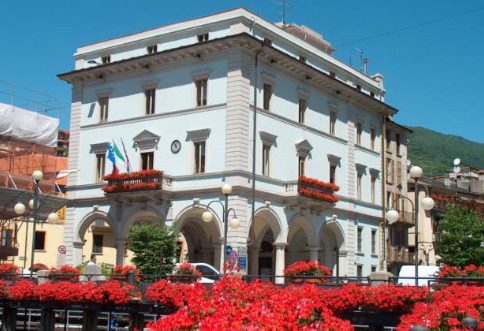 Bilancio Omegna. Minoranze: "Da quando si è insediata la giunta Berio ci sono stati aumenti continui"