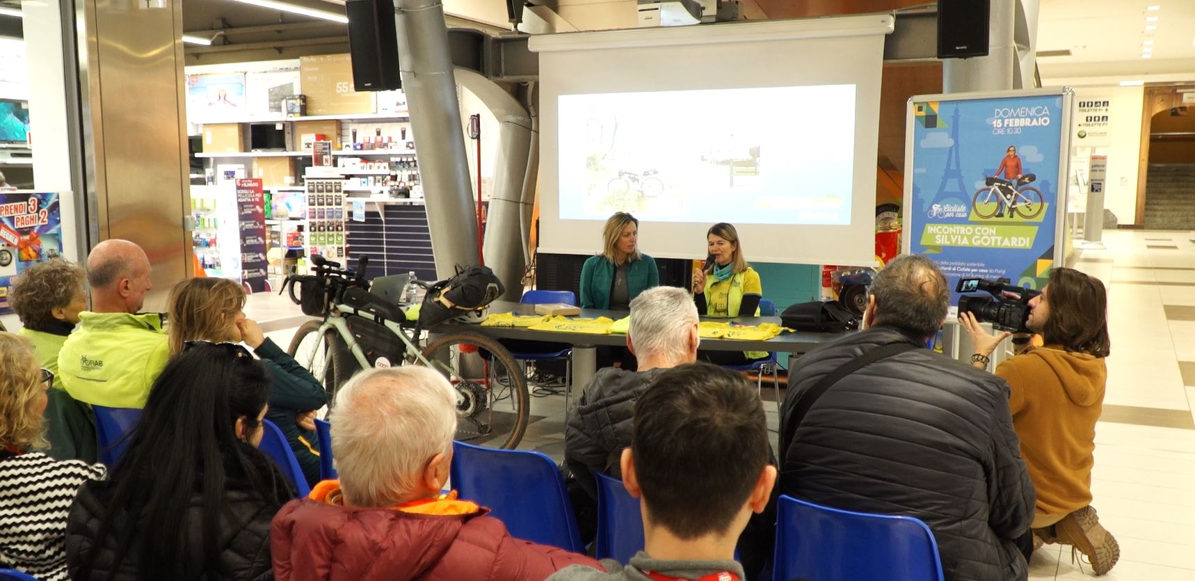 Incontro con Silvia Gottardi di "Cicliste per caso" all'Ossola Outdoor Center di Crevoladossola