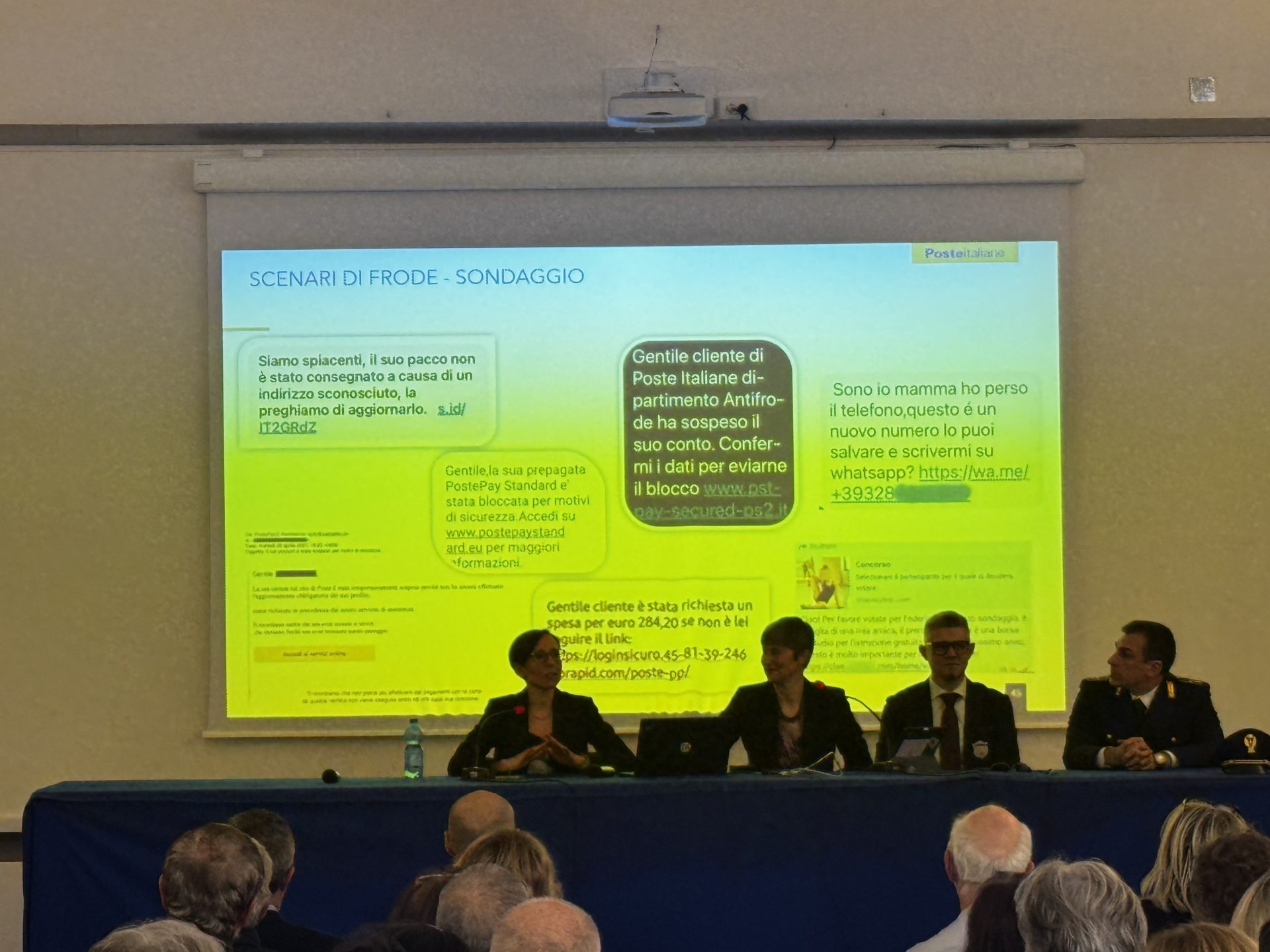 Sala gremita a Villa Giulia per "Occhio alle truffe" con la Polizia di Stato e Poste Italiane