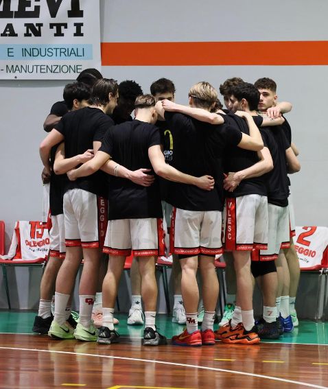 Oleggio domina Cremona