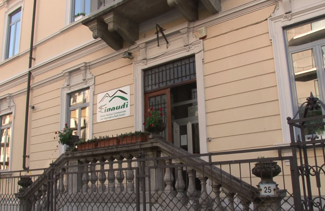 Domodossola, all'IIS Marconi Galletti Einaudi il seminario "Studiare l'universo invisibile"