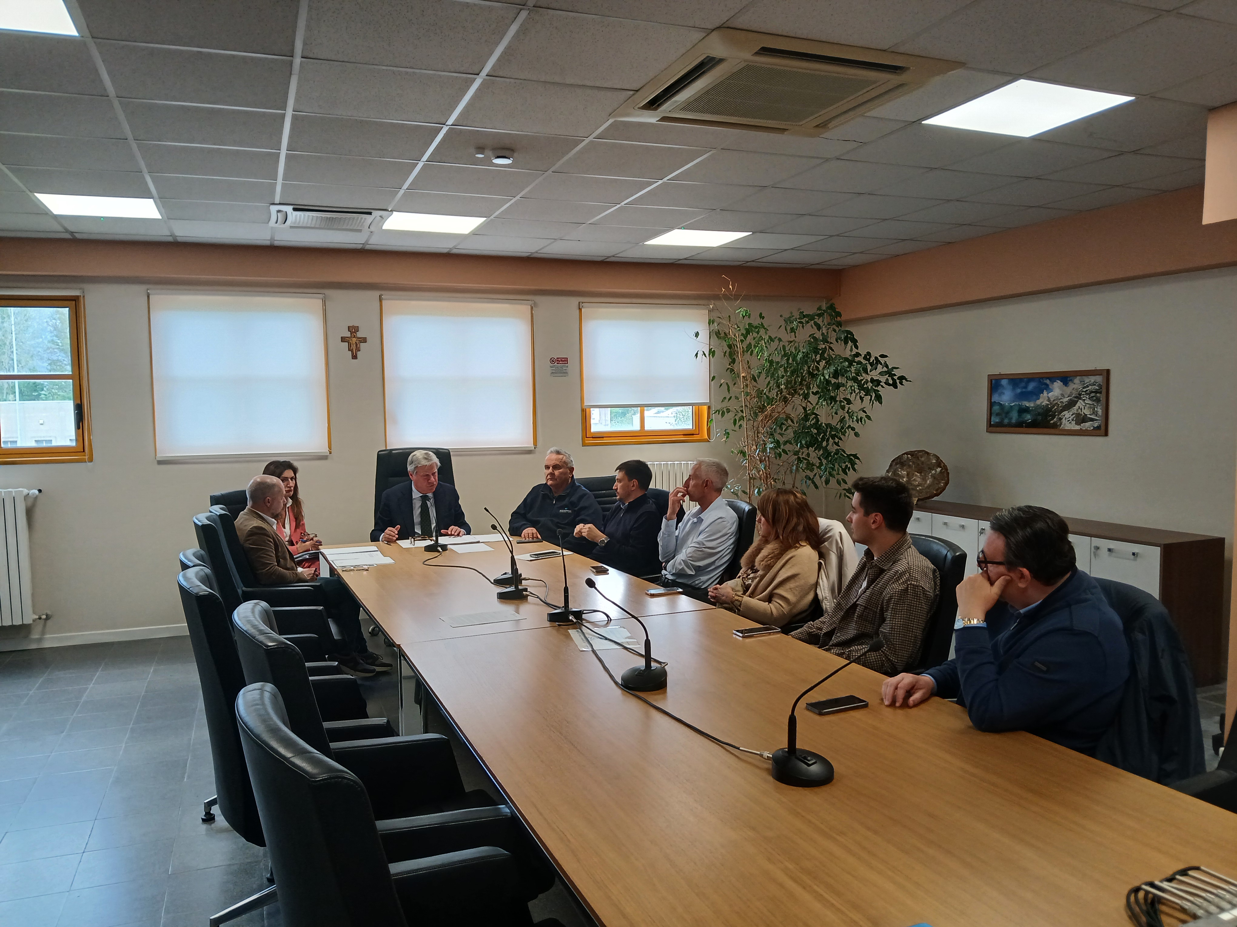 Non si discutono le interpellanze, la minoranza lascia il consiglio provinciale