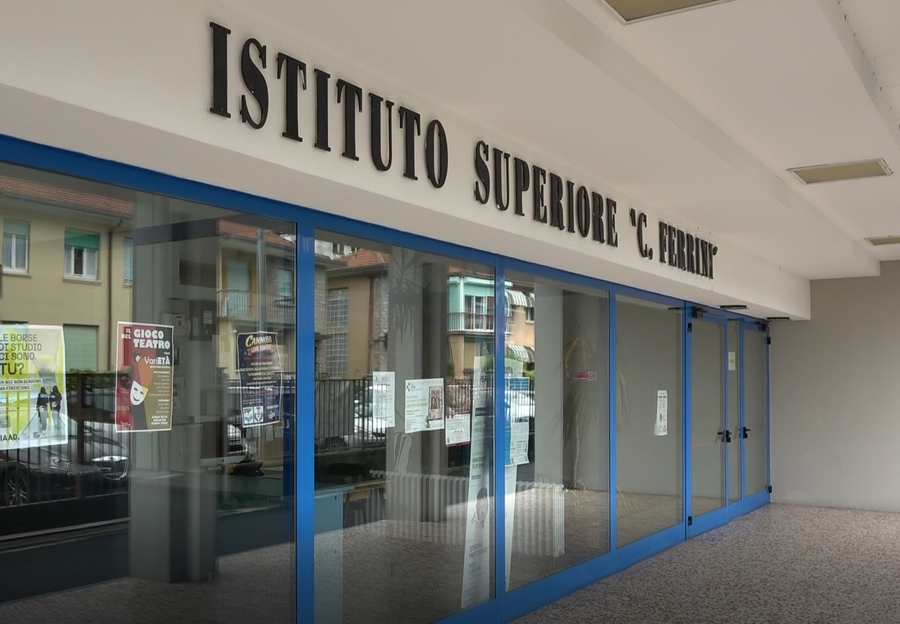 La morte di Federico Gualtieri ha colpito tutta la comunità dell'istituto Ferrini. Qui si era diplomato geometra