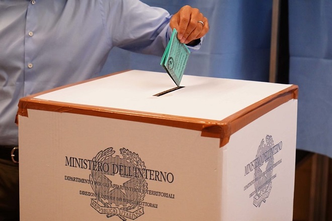 I nuovi consigli comunali di Stresa e di Baveno