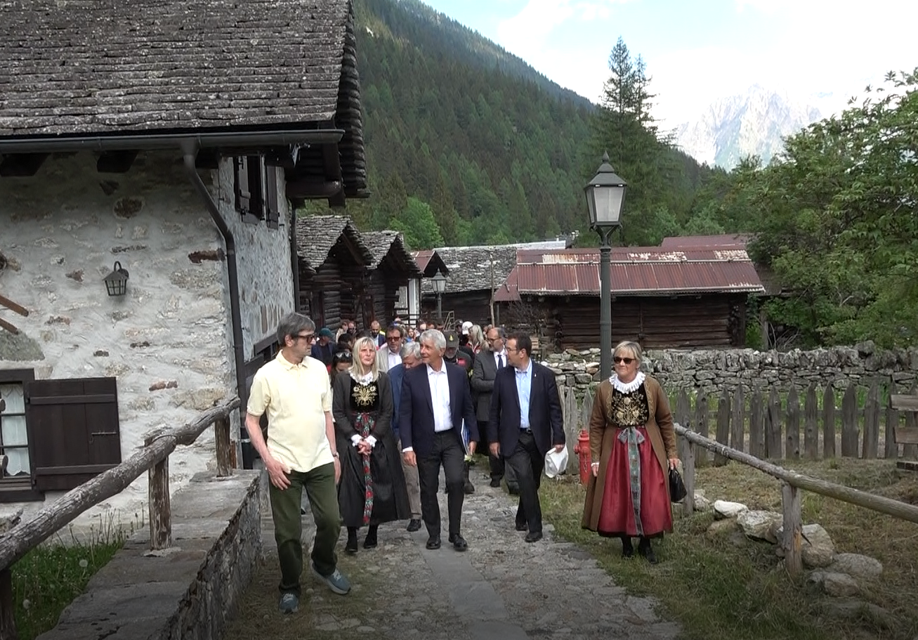 Il ministro Andrea Abodi a Macugnaga