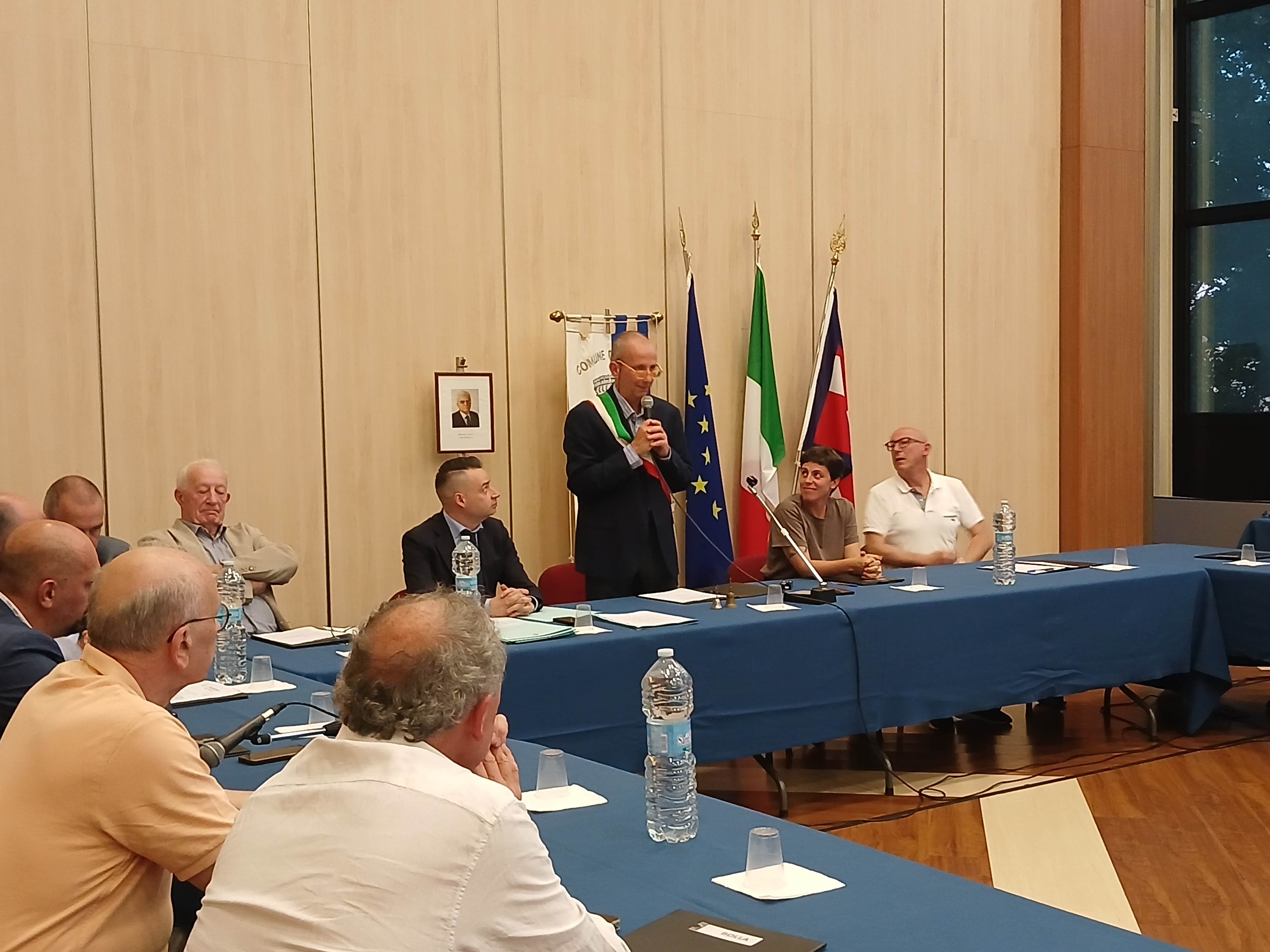 Giuramento per il nuovo sindaco di Stresa Luca Gemelli