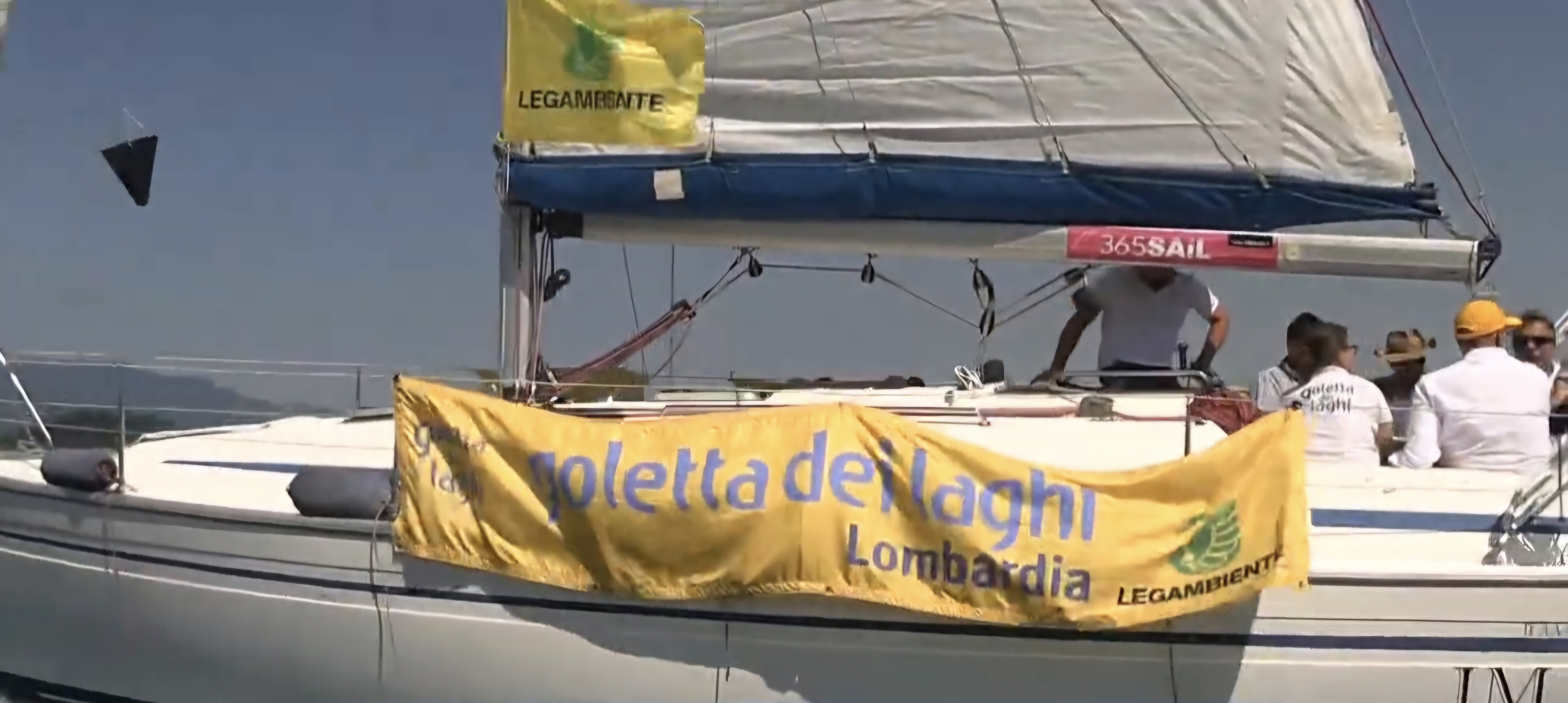 Goletta dei Laghi. Legambiente : "Bene le spiagge e le acque del lago Maggiore"