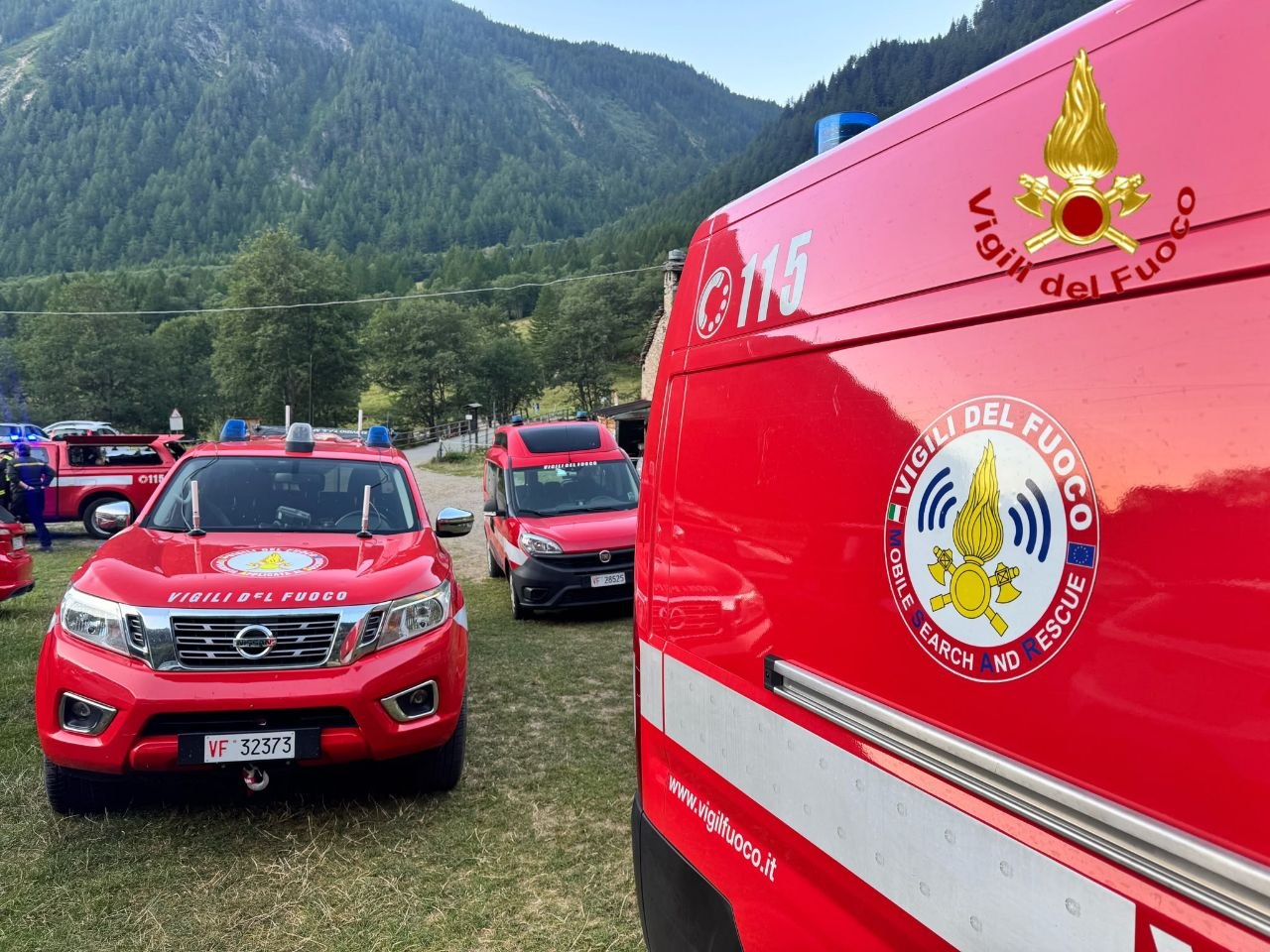Due Vigili del Fuoco coinvolti in un incidente stradale