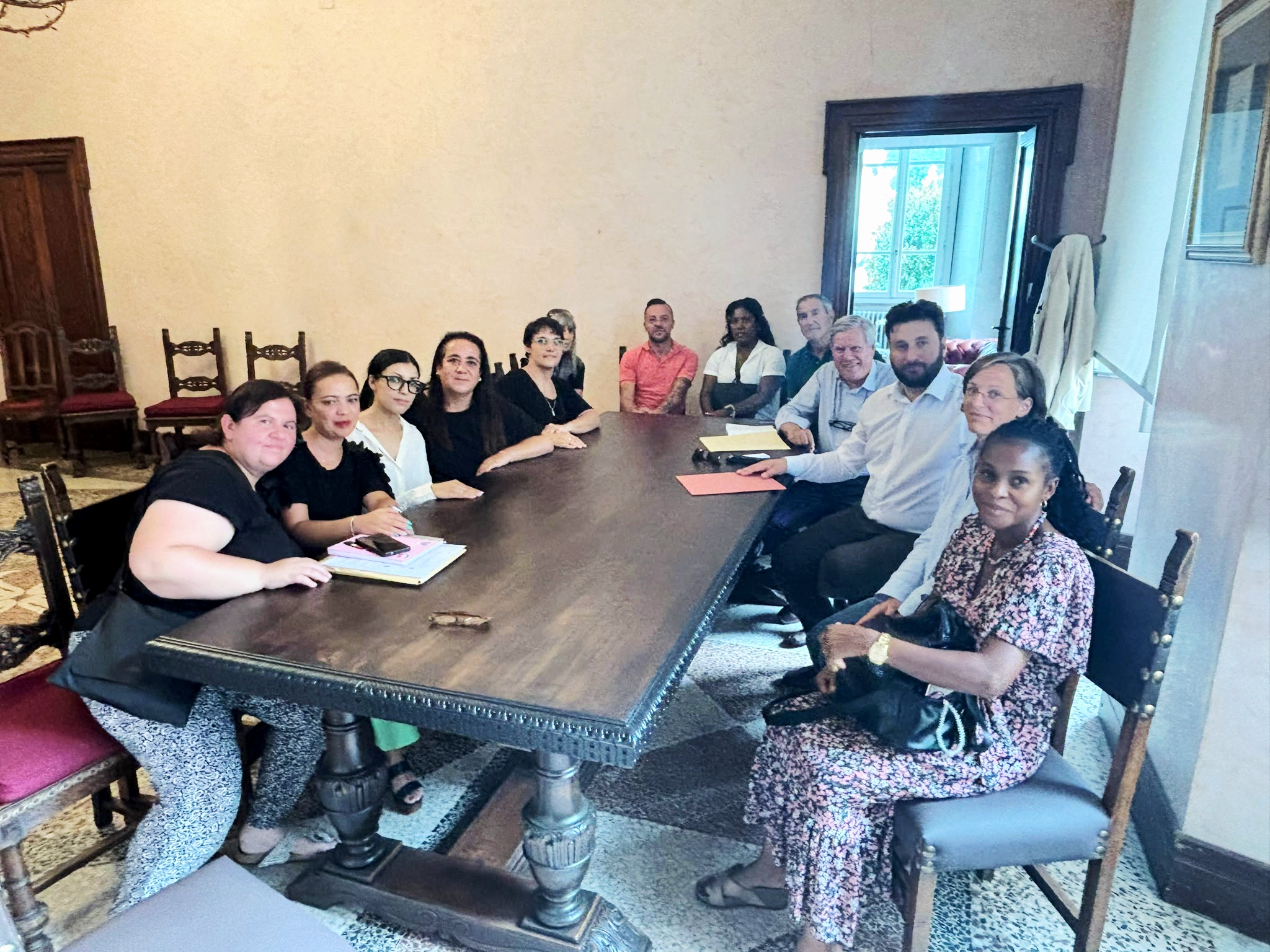 Incontro per il mantenimento degli ambulatori della Neuropsichiatria Infantile alla Sacra Famiglia
