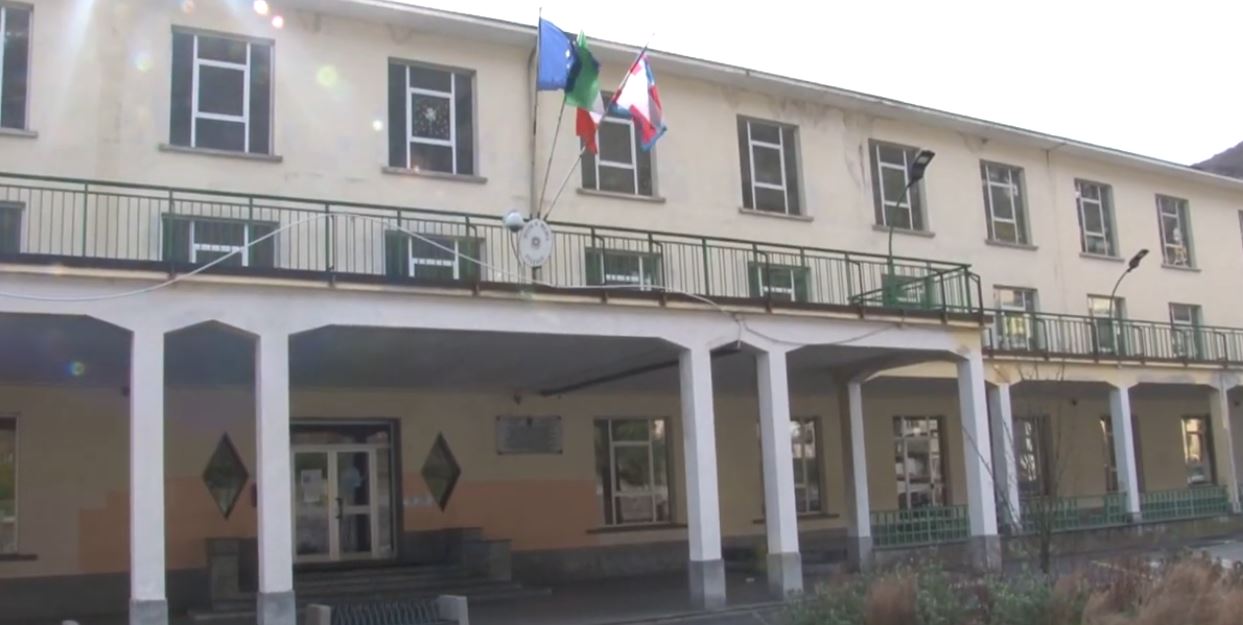 Da lunedì l'istituto Bagnolini di Villadossola apre le porte per tre settimane di attività educative fino all'inzio della scuola