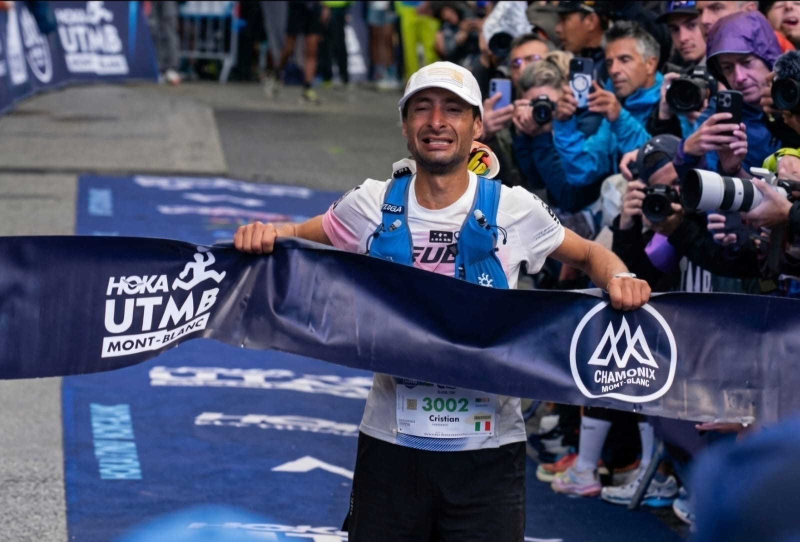Cristian Minoggio entra nella storia del trail vincendo la CCC alla Utmb