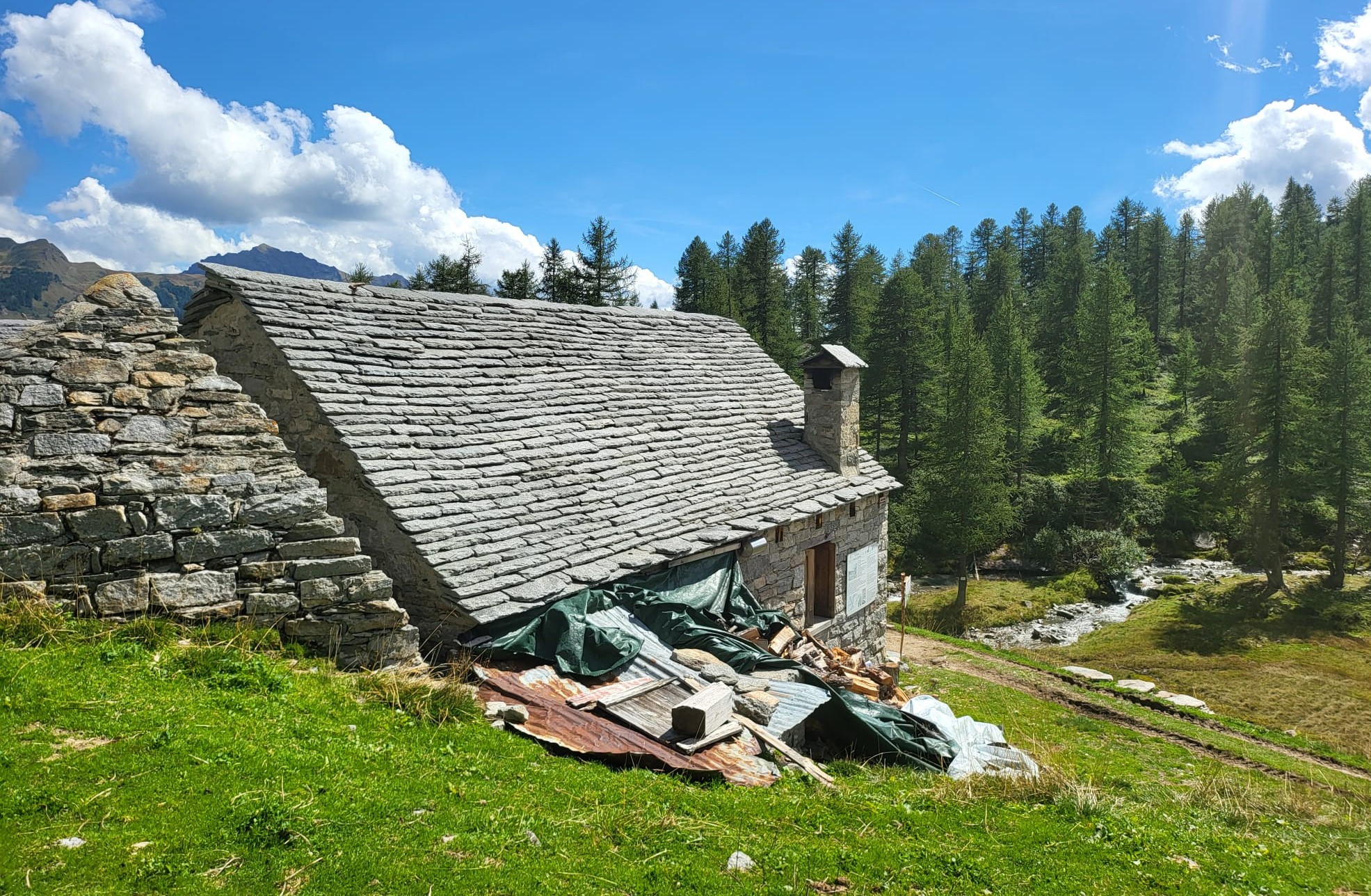 Tragedia alpe Buscagna. Migliorano le condizioni degli intossicati