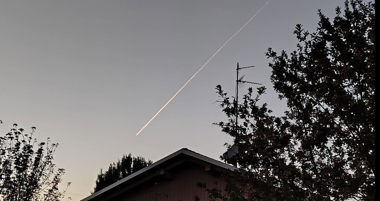 Bolide sui nostri cieli, tante le segnalazioni da Vco, Novarese, Canton Ticino