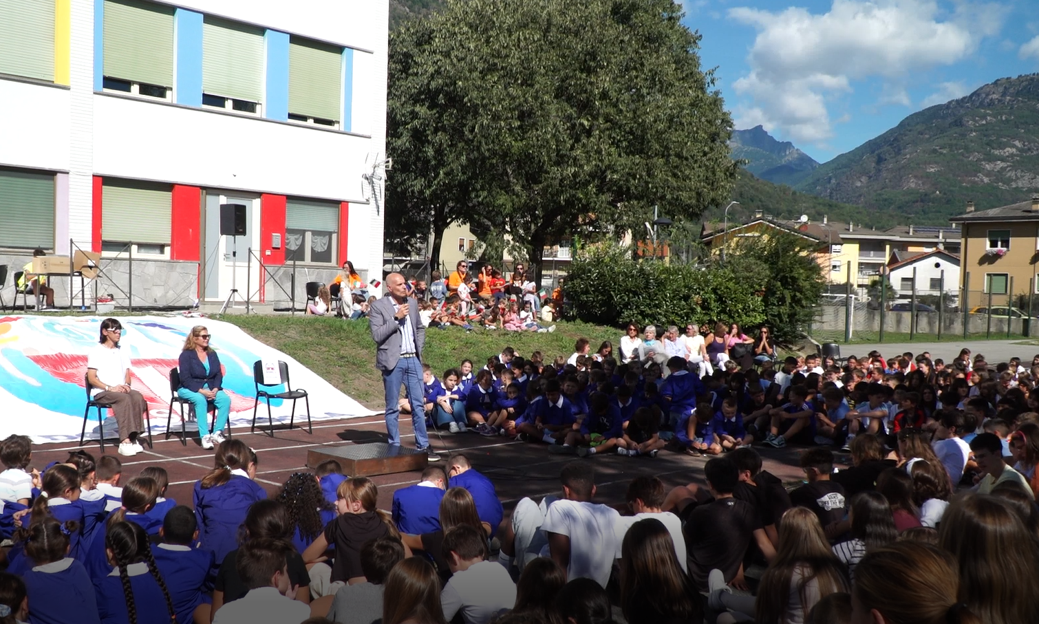 Domodossola. Festa per salutare la nascita dell'istituto Comprensivo Domo 2